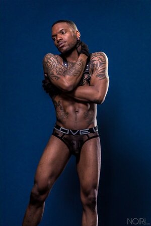 Aaron Reese shows off his tattooed body during an intense solo show