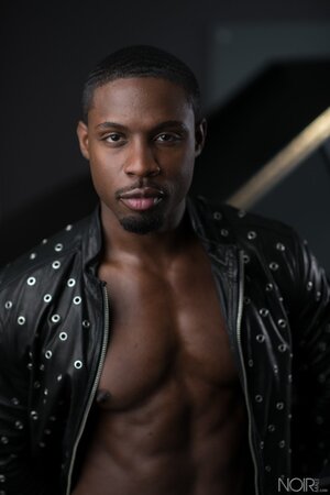 Deangelo Jackson displays his muscle body during a wild solo performance