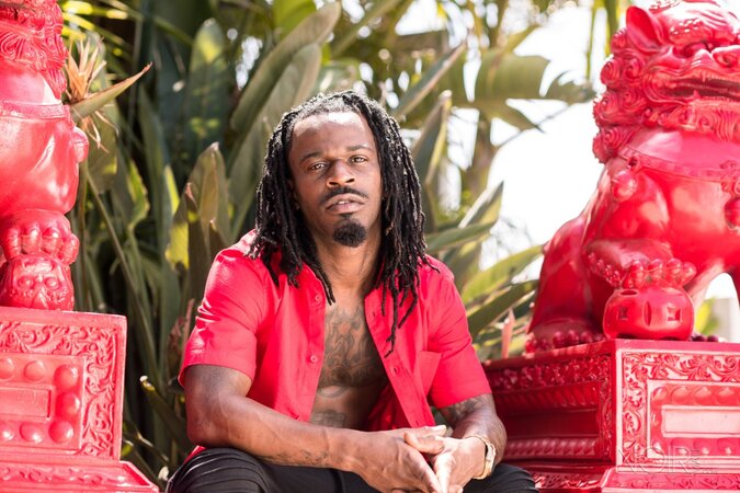 Black stud Fame opens up and shows his impressive package in an interview