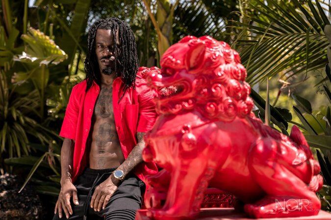 Black stud Fame opens up and shows his impressive package in an interview