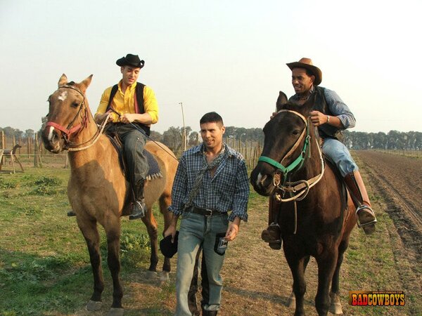 Two cowboys face-fucking some cute stranger