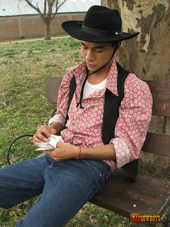 Skinny twink pleased by two big cowboy knobs