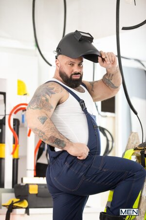 Alex Marte gets a foot job from Kinkoer before fucking on the workbench