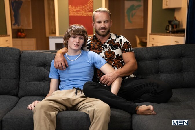 Spikey Dee sneaks off to get fucked by his boyfriend hot uncle Bruce Jones