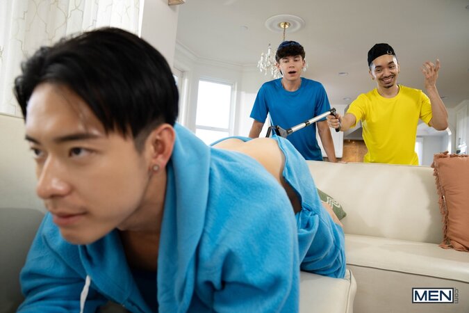 Drake Von sneaks past his friend to give Titus Low a deep couch pounding