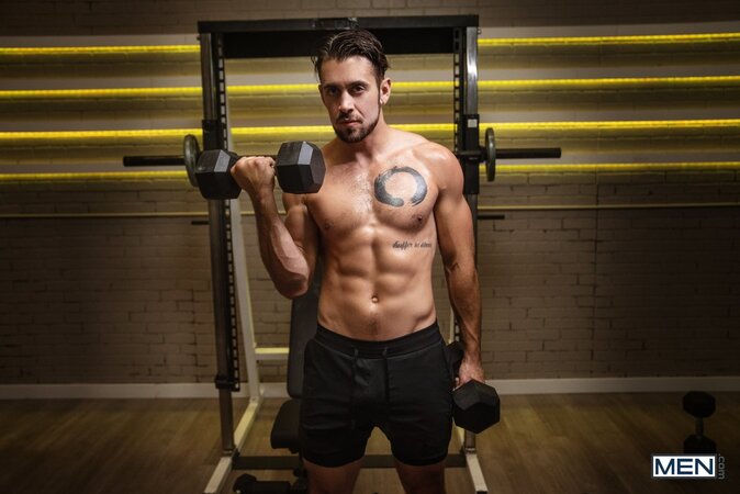 Dante Colle gives Felix Fox gym tips before the locker room lesson gets physical
