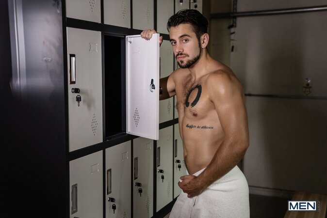 Dante Colle gives Felix Fox gym tips before the locker room lesson gets physical