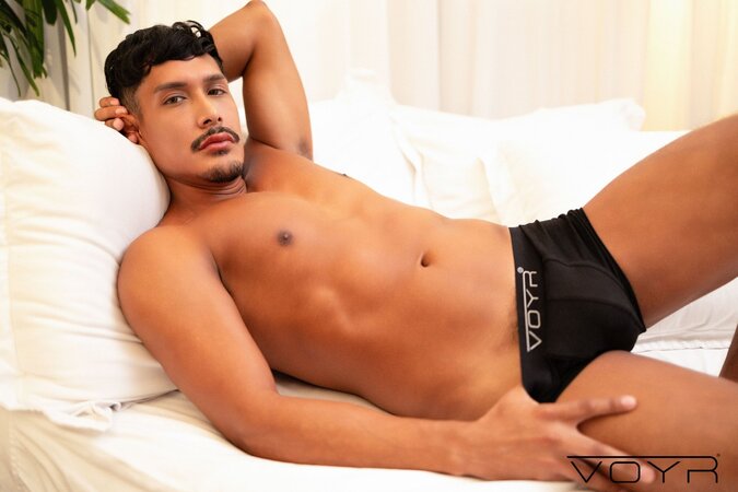 Muscular studs Joshua and Serge Bear connect for an intense bedroom fuck