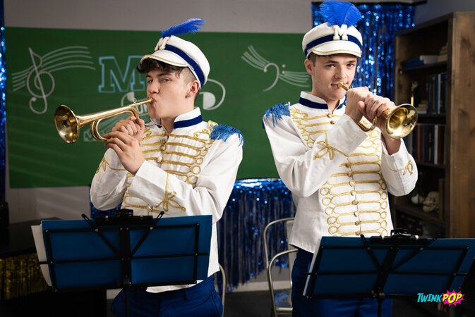 Troye Dean and Drake Von sneak away from band practice for a desk fuck
