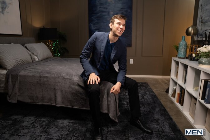 Adam Awbride breeds groom to be Augie Ryder in a hot raw session