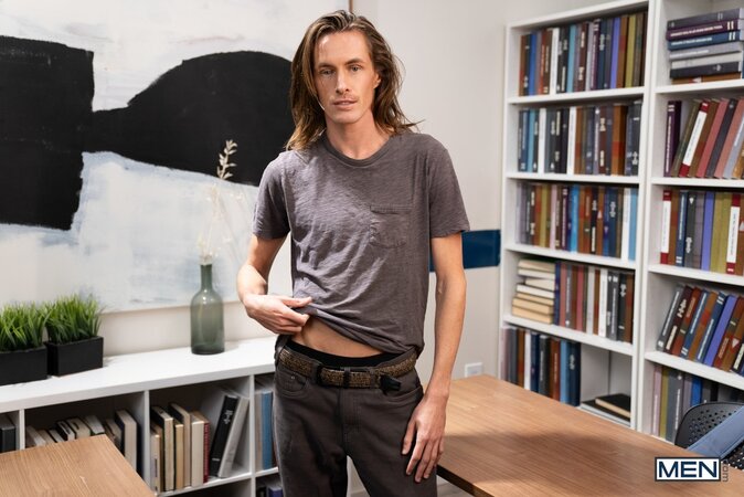 Leo Louis catches Sawyer Dixon studying and turns the library table into a hookup