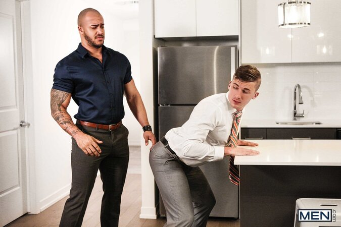 Real estate agent Jake Porter seals the deal with hunk Jason Vario