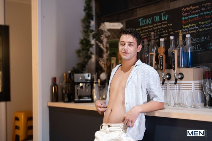 Joey Mills and Leo Levine hook up in the kitchen for a deep fuck