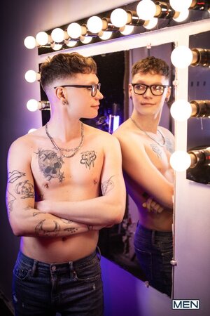 Dex Parker catches Marco Bianchi backstage and trades band access for a rough hookup