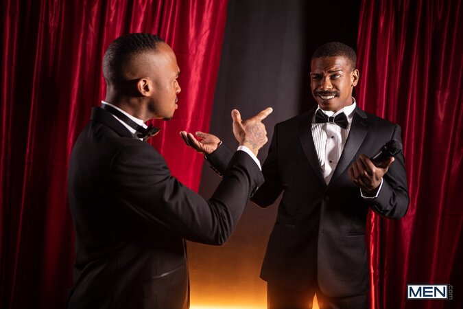 Trent King confronts Adrian Hart backstage and settles the awards feud in private