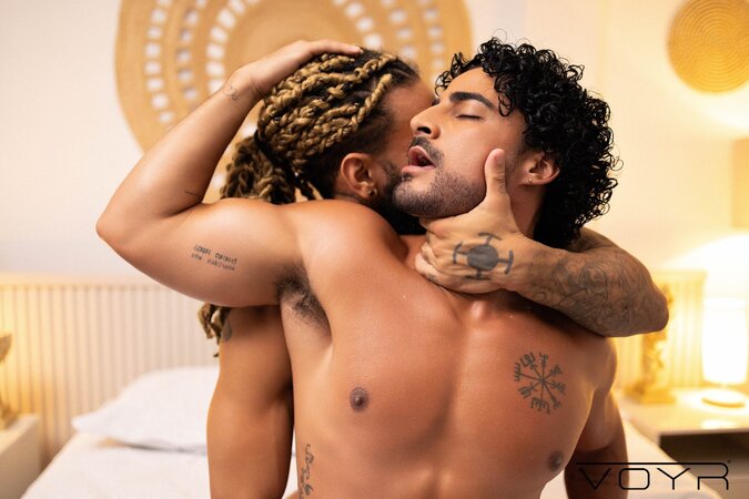 Andy Rodrigues rims and fucks Hiuri Cruz in a passionate session