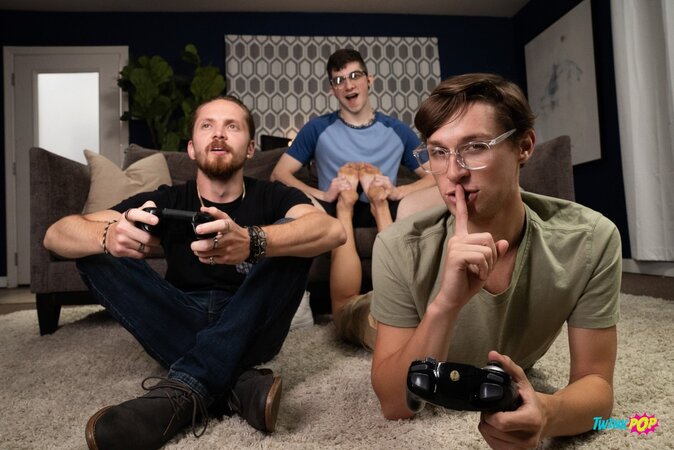 Shae Reynolds treats gamer buddy Harrison Todd to a wild footjob and fuck