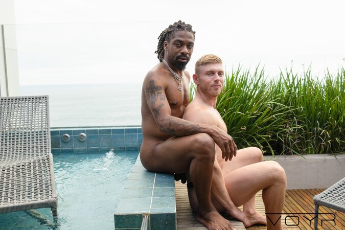 Phat Rabbit Killer takes Matt Ellis outdoors and turns the meetup into rough sex
