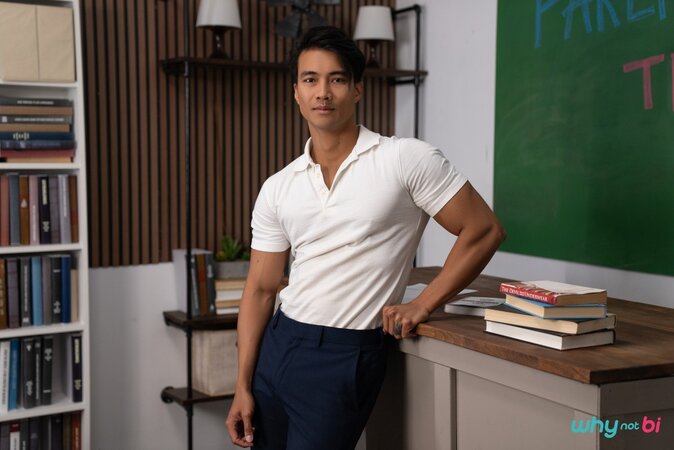Draven Navarro flirts with Ken Ott until Cherry Kiss returns and joins the lesson