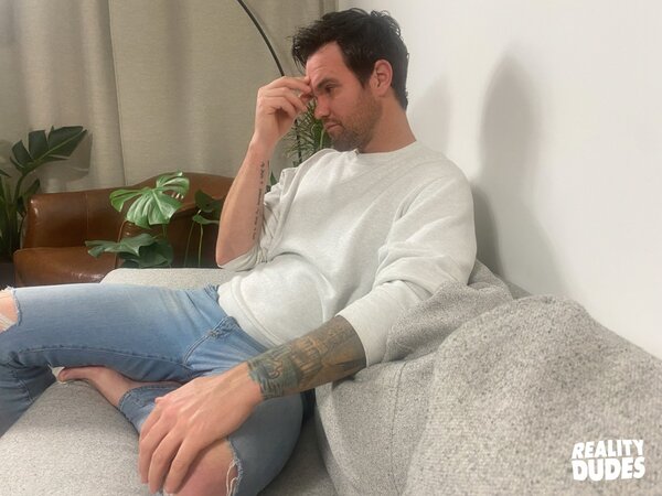 Trent King turns lottery cash into a private deal that Beau Reed cannot refuse