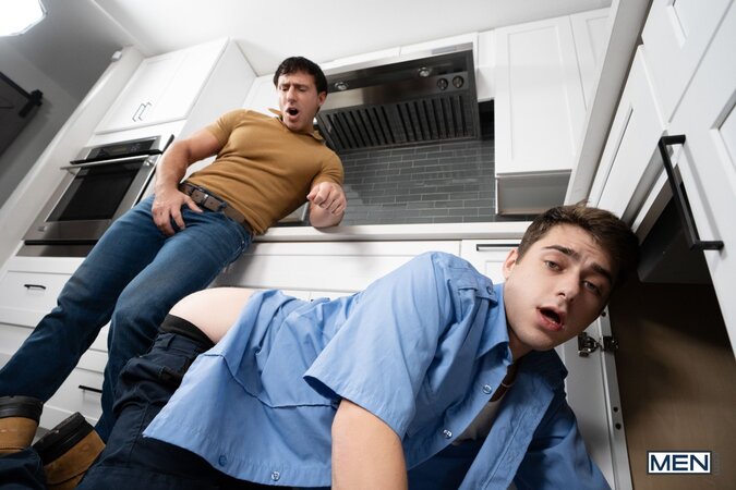 Horny plumber Joey Mills arrives to fix a leak and ends up fucking Sage Rouxe