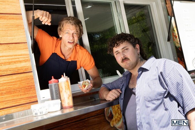 Leo Louis cums on a hot dog before pounding Thick Angel in the food truck