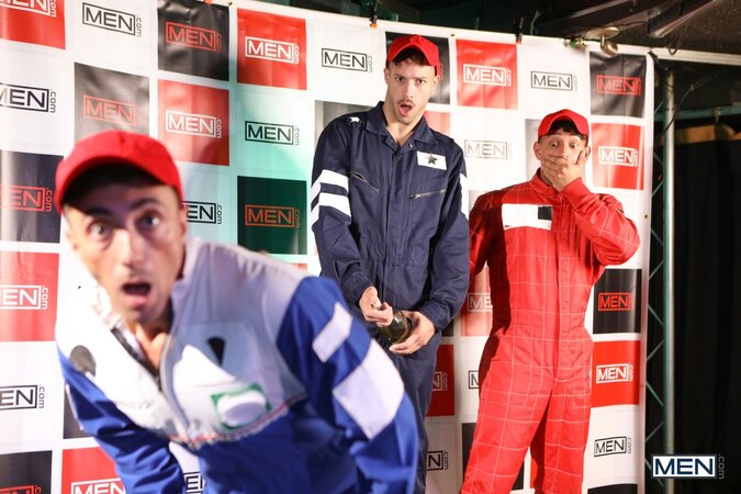 Arno Antino apologizes to Liam Alyesto before Kenzo Alvarez walks in on them