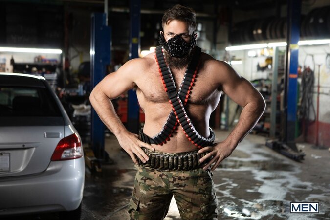 Chuck Conrad rescues vigilante sub Trent King from a trunk for a hot fuck