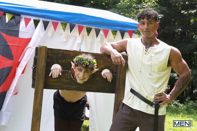 Kenzo Alvarez sneaks into a tent to pound elf dressed Danny Fantasy
