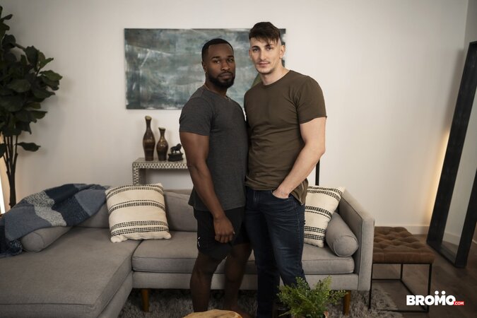 Denzel sucks the nipples of Michael Jackman before a deep couch fuck