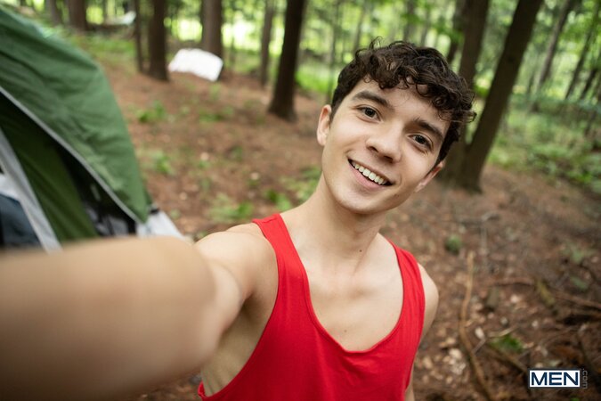 Chuck Conrad stalks Sam Ledger campsite before proving the legend is real