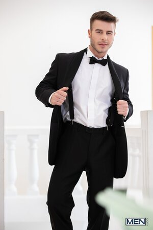Sir Peter makes the first move on Allen King and turns the tuxedo date filthy
