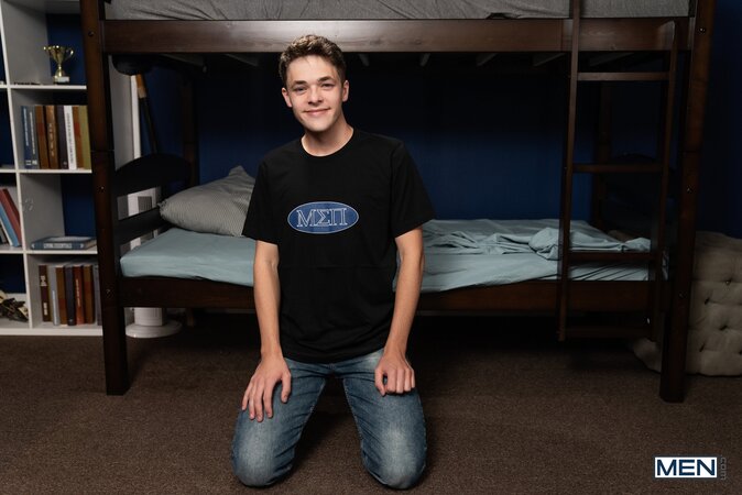 Frat bro Finn Harding sticks his huge cock through a mattress for Troye Dean