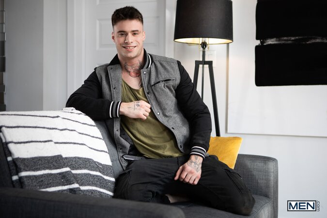Joey Mills cheats on Bruce Huxley with roommate William Seed in the bedroom