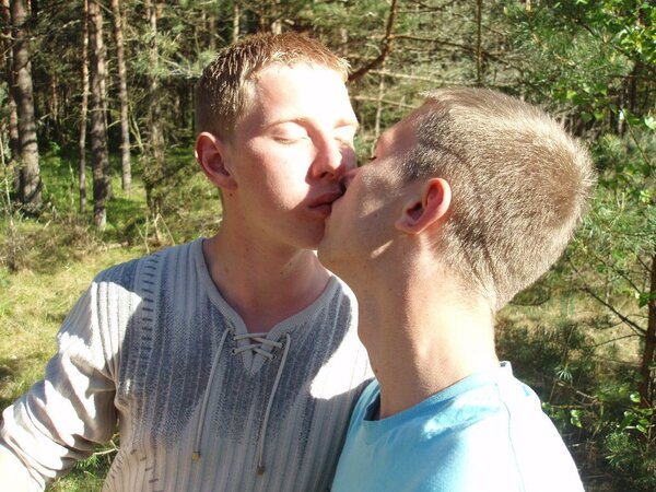 Gay hotties enjoy swallowing dicks