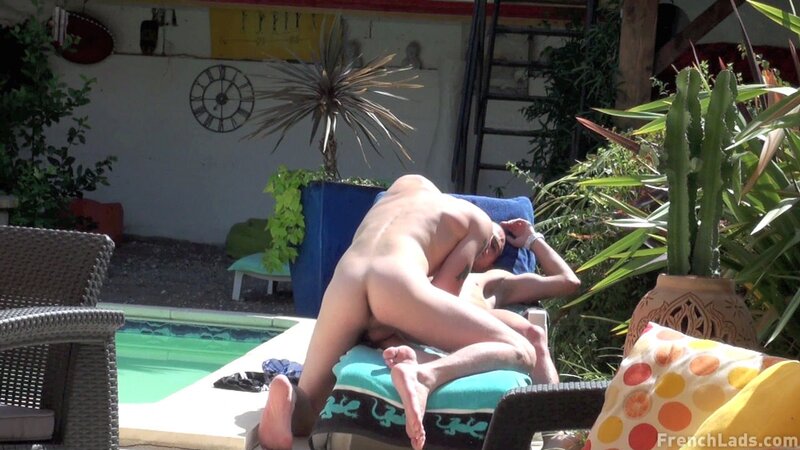 French boys fucking at pool side