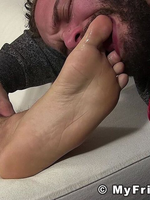 Trevor Miller foot worshiped by Daxx Carter