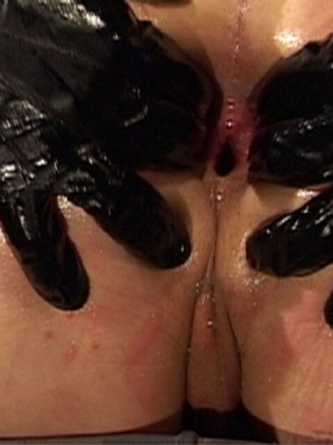 Enzo Akira wishes you a merry christmas