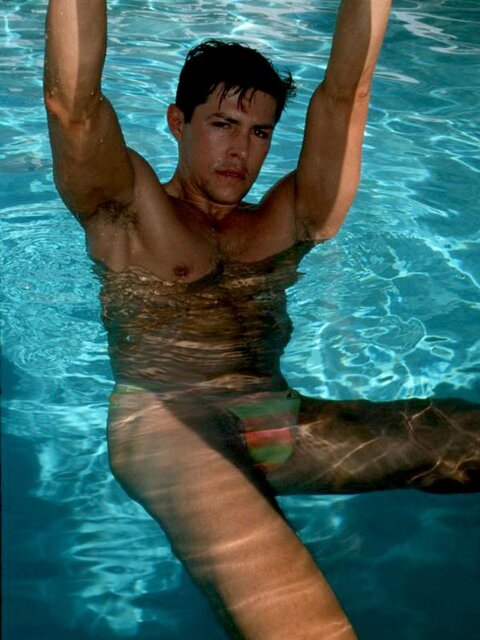 Gay Pool Threesome