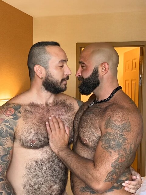 Atlas Grant and Julian Torres fuck each other