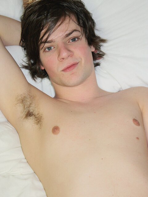 Sandy Jenkins wanks his uncut emo dick with confidence and style