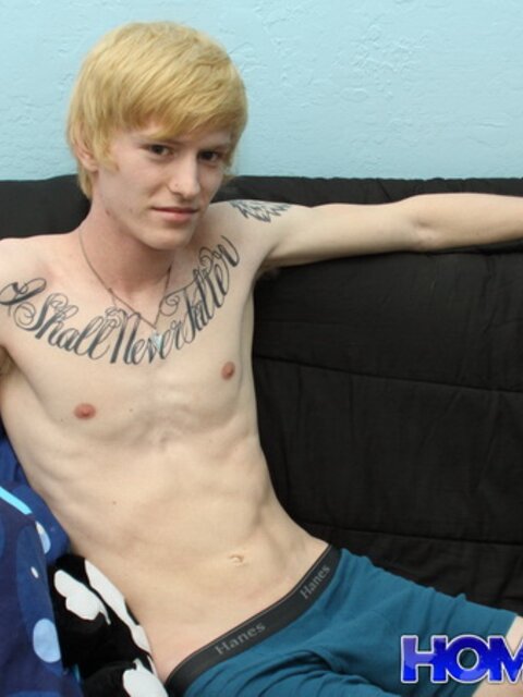 19yo emo stud earns his first money by stripping naked