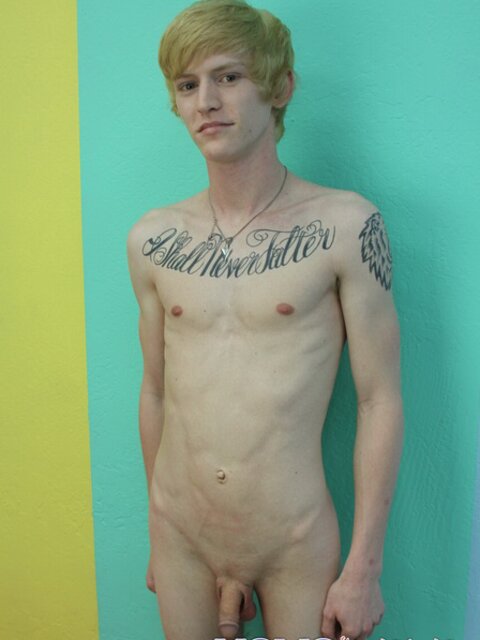 19yo emo stud earns his first money by stripping naked