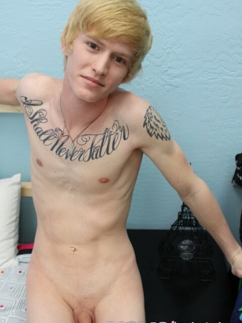 19yo emo stud earns his first money by stripping naked