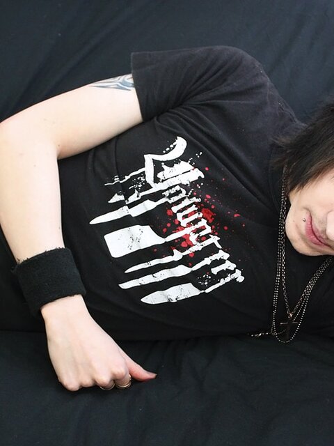 Cute emo twink Mylo Fox shows off his jerking skills on camera