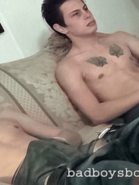 LT Mkay and John Cox jack off together on the couch
