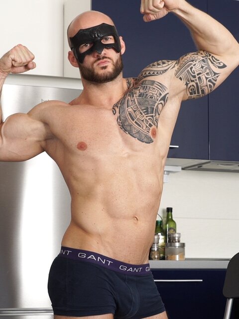 David Boss jerks off in new apartment for debut