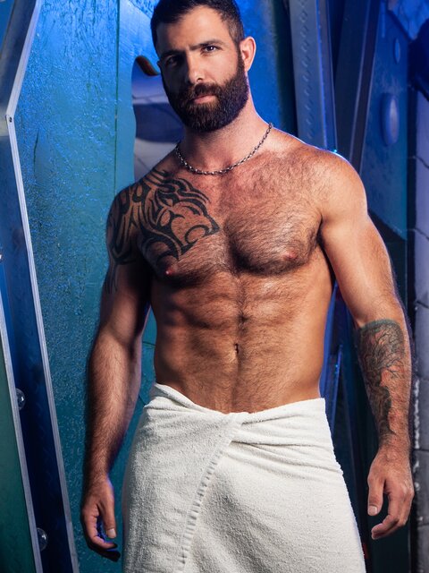 Jake Nicola gets bred by Drew Sebastian in bathhouse