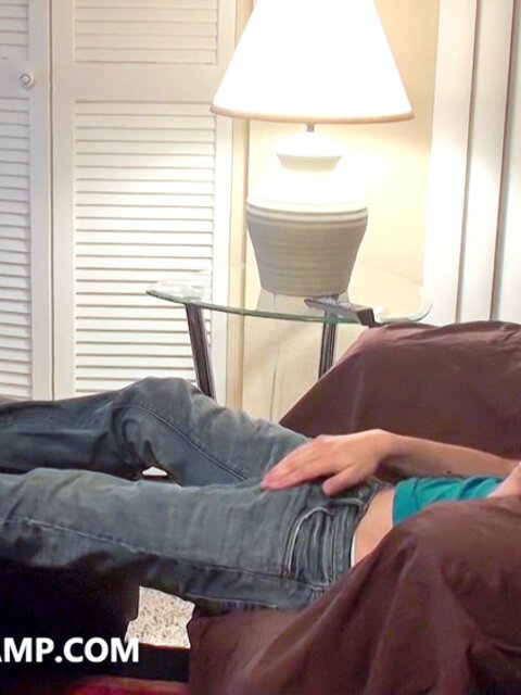 Joey Landers gets his cock sucked by Preston Lee