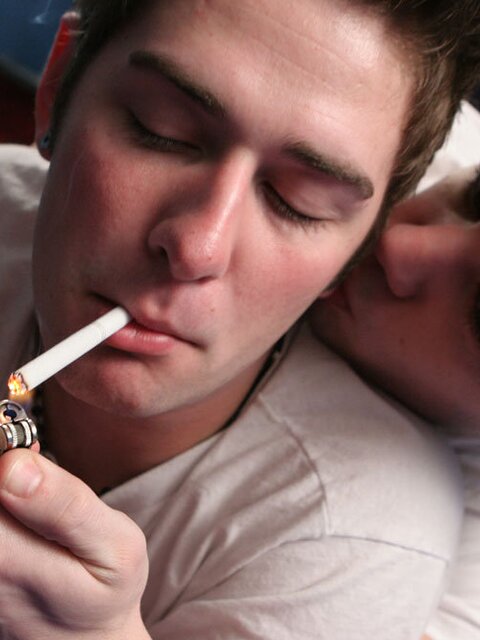 Zack Randall smokes and fucks Shane Allen by pool